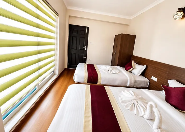 Sohum Hostel *
